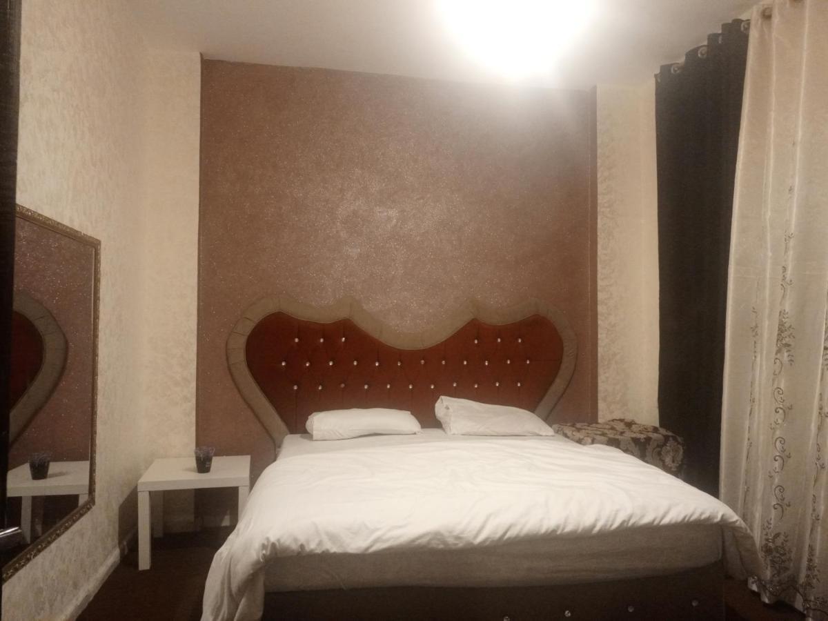 Jarajreh Apartments/ Hotel Karak Eksteriør bilde